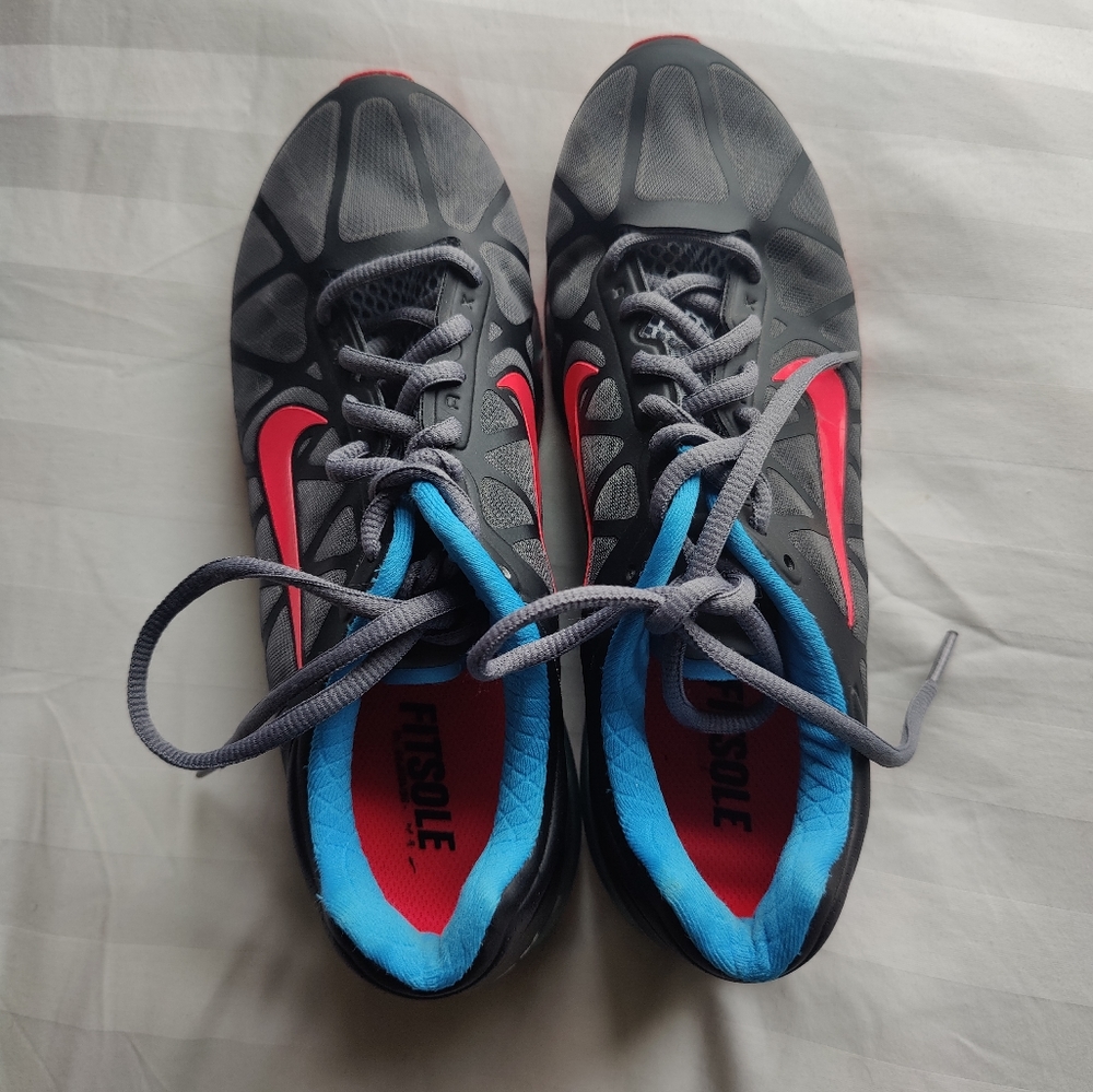 Nike shoes